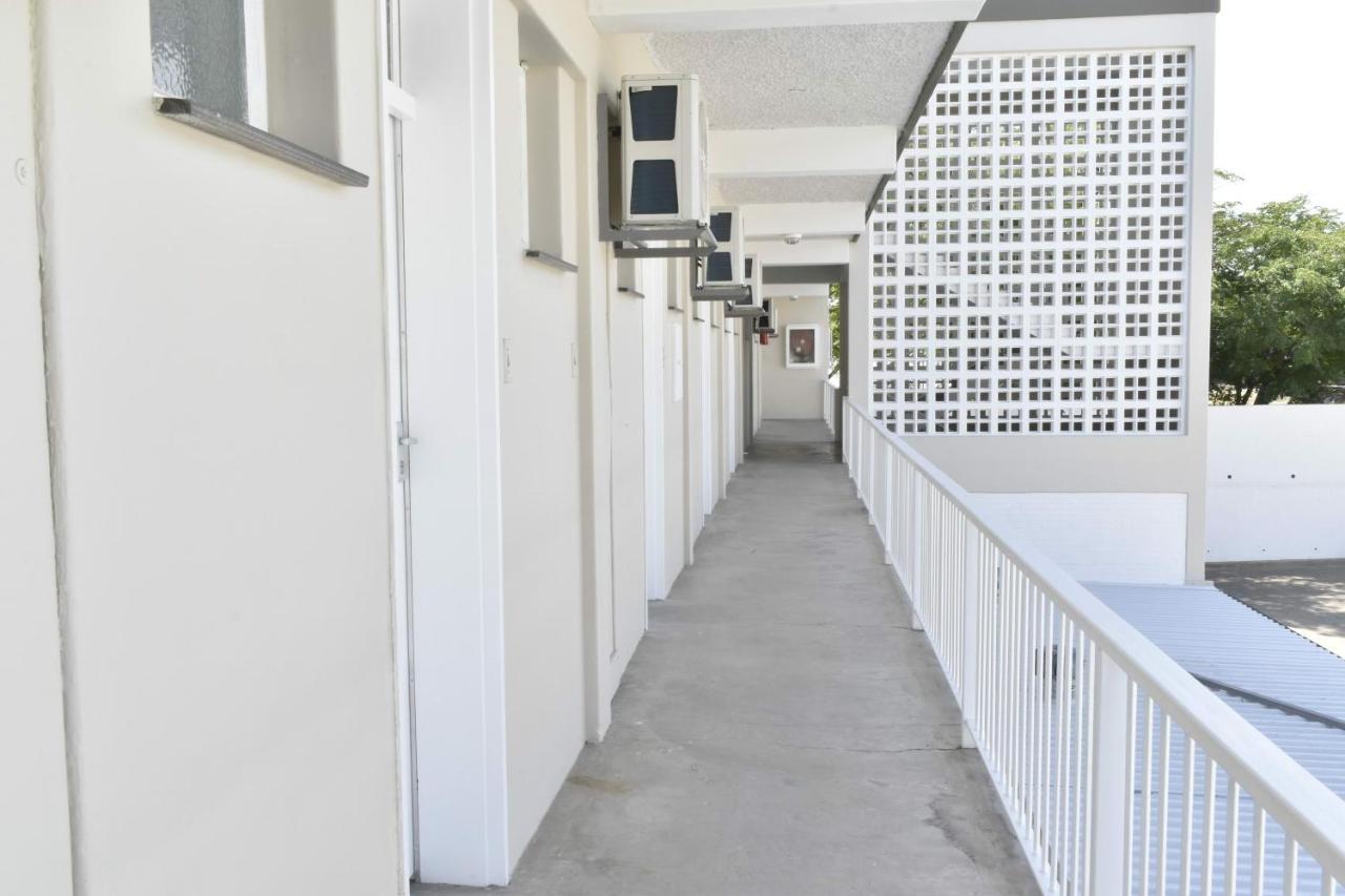 Urban Oasis Apartments At Hidas 温特和克 外观 照片